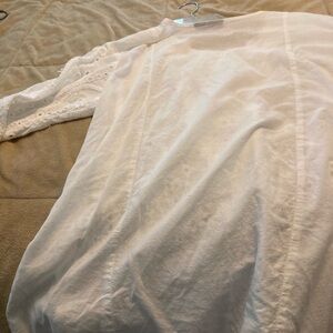 Soft Surroundings Cream Lace Detail Top